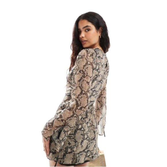 Women's 10 ASOS Design Chiffon Mini Dress with Tie Sleeve in Snake Print - Picture 3 of 10